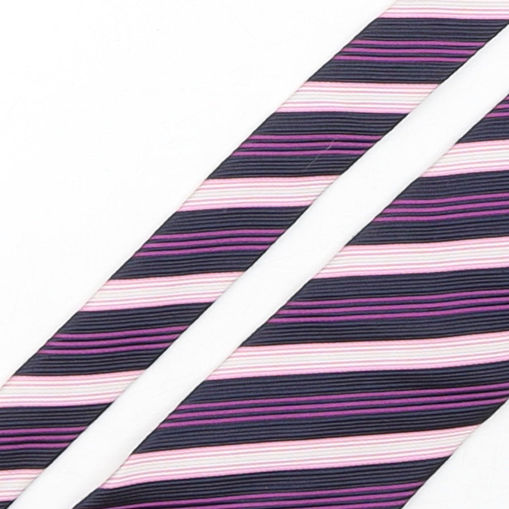 Close-up detail of Cambridge men’s multicoloured striped silk pointed tie one size