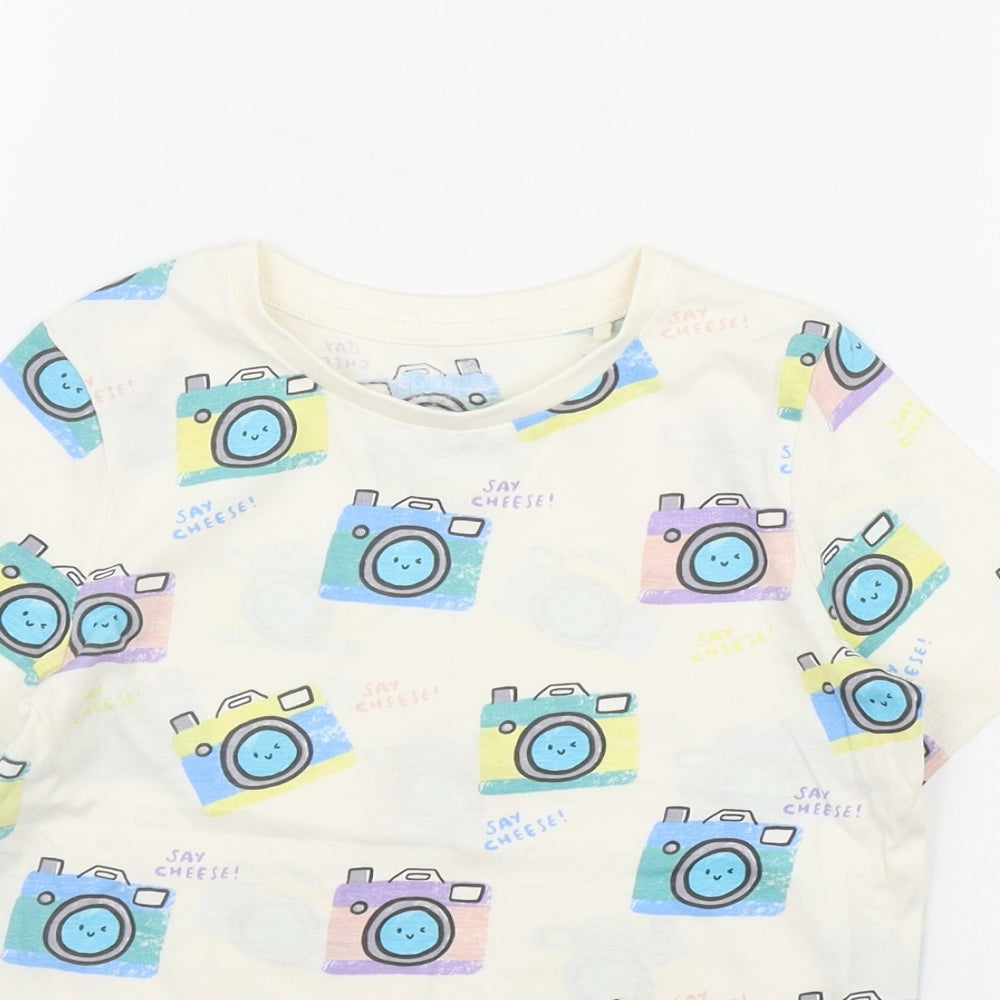 TU Boys Ivory Geometric Cotton Basic T-Shirt Size 5-6 Years Round Neck Pullover - Camera print