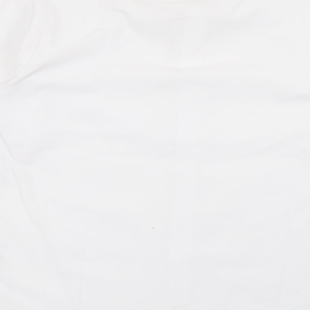 Brand and care label for Banner boys’ white polyester basic button-up, size 13-14, years collared button