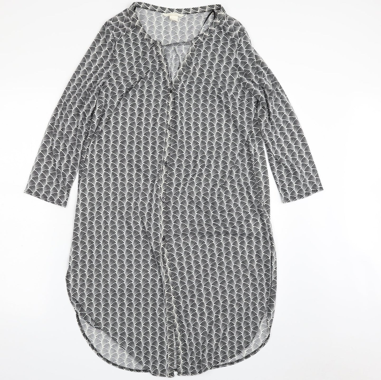 H&M Womens Black Geometric Polyester Shirt Dress  Size S  V-Neck Button