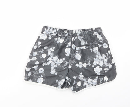 Supply & Demand Womens Grey Floral Polyester Bermuda Shorts Size 10 L10 in Regular Drawstring - Estimated Size