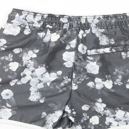 Supply & Demand Womens Grey Floral Polyester Bermuda Shorts Size 10 L10 in Regular Drawstring - Estimated Size