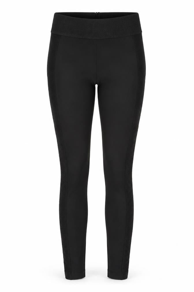 Front view of Zara women’s black polyester jegging leggings, size XS, 26-inch leg