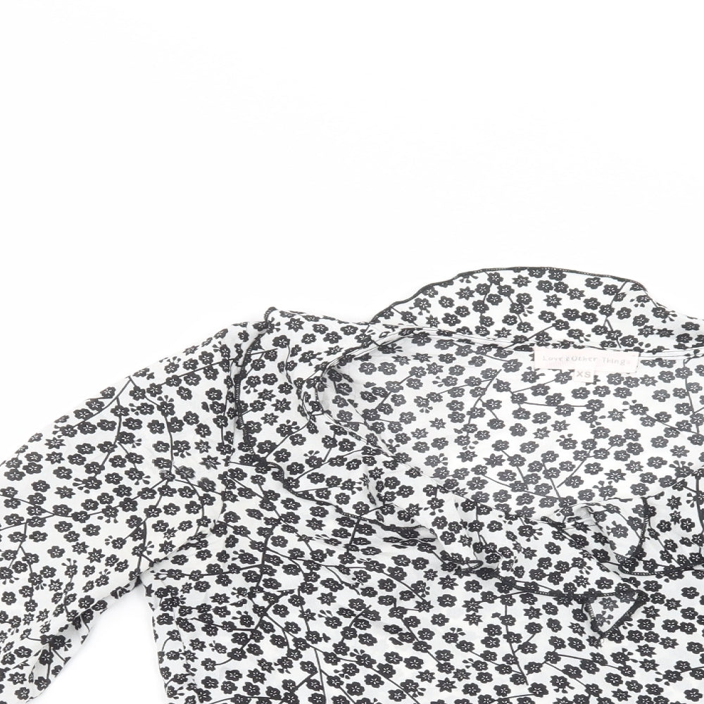 Love & Other Things Womens White Floral Polyester Basic Blouse Size XS Scoop Neck