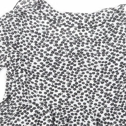 Love & Other Things Womens White Floral Polyester Basic Blouse Size XS Scoop Neck
