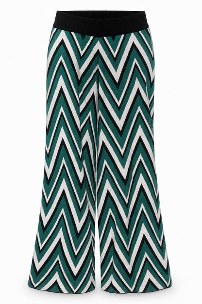 Front view of Vero Moda women’s green geometric viscose trousers, size S, 26-inch leg regular