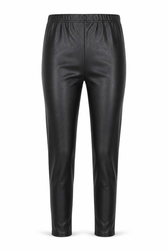 Front view of PRETTYLITTLETHING women’s black polyester pedal pusher leggings, size UK 8, 24-inch leg
