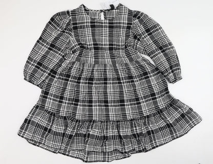 New Look Womens Black Plaid Cotton Fit & Flare  Size 6  Round Neck