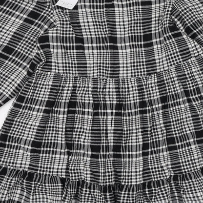 New Look Womens Black Plaid Cotton Fit & Flare  Size 6  Round Neck