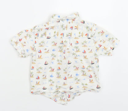 Back view of buttons & Thread boys’ white geometric cotton basic button-up, size 3, years collared button