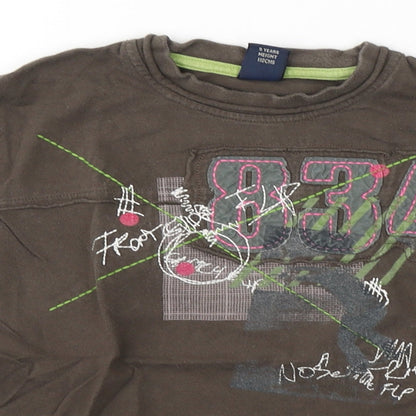 Close-up detail of Next boys’ brown cotton basic t-shirt, size 5, years round neck pullover - 834