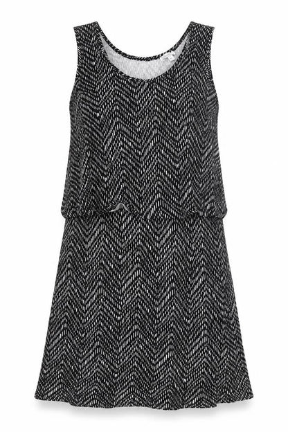 Front view of Target women’s black geometric viscose a-line, size XL, v-neck pullover