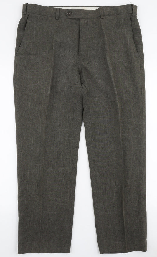 Marks and Spencer Mens Green  Polyester Trousers  Size 36 in L29 in Regular Zip