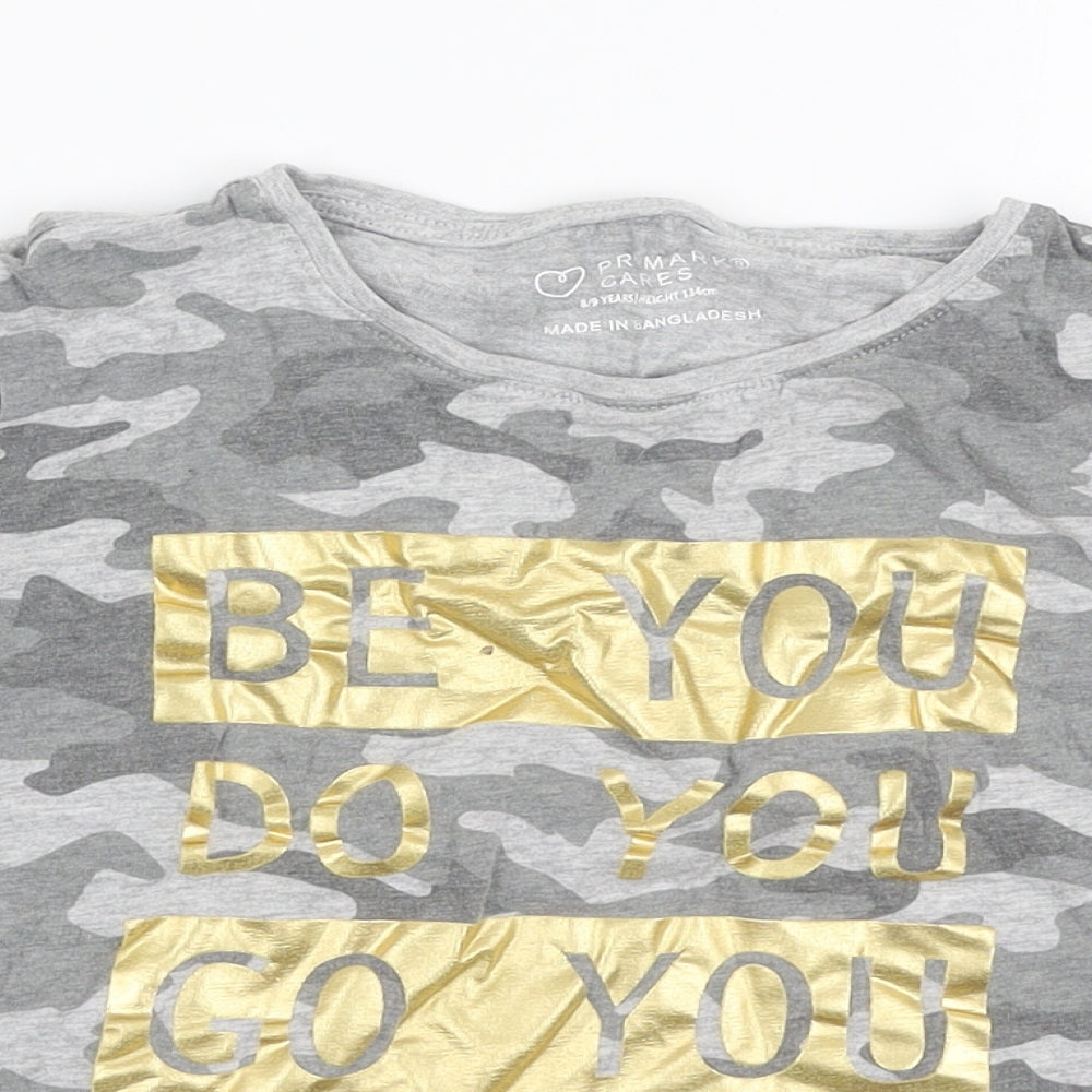 Primark Girls Grey Camouflage Cotton Cropped T-Shirt Size 8-9 Years Round Neck Pullover - Be you