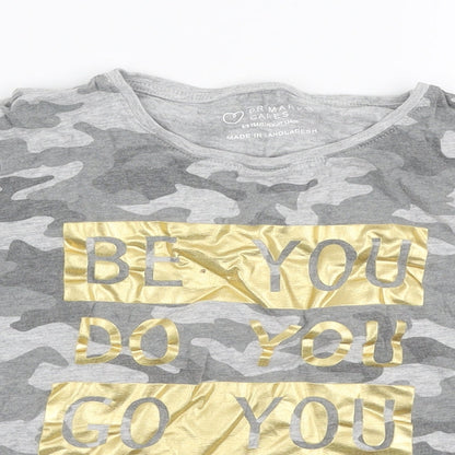 Primark Girls Grey Camouflage Cotton Cropped T-Shirt Size 8-9 Years Round Neck Pullover - Be you