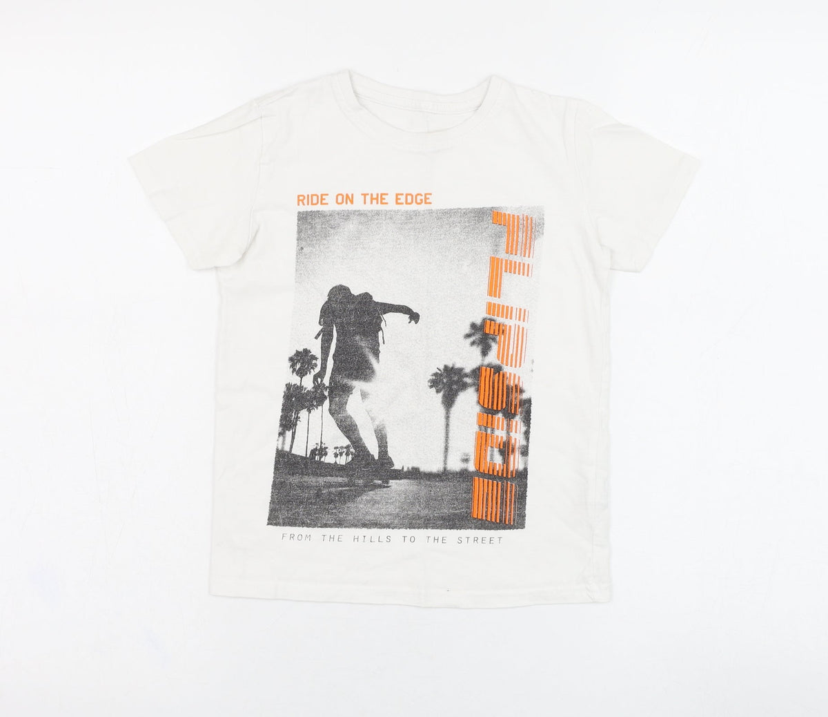 Front view of Dunnes boys’ white cotton basic t-shirt, size 7, years round neck pullover - skate