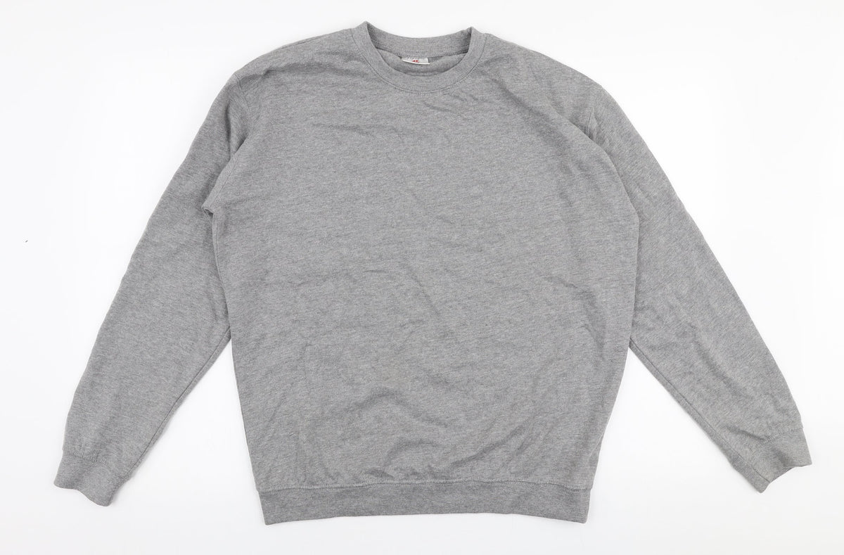 Front view of CS men’s grey polyester pullover sweatshirt, size M