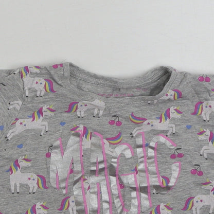 Primark Girls Grey  Cotton Basic T-Shirt Size 5-6 Years Crew Neck Pullover - Unicorn -Magic