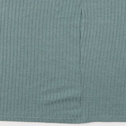 Brand and care label for SHEIN women’s green polyester pullover sweatshirt, size XL, pullover