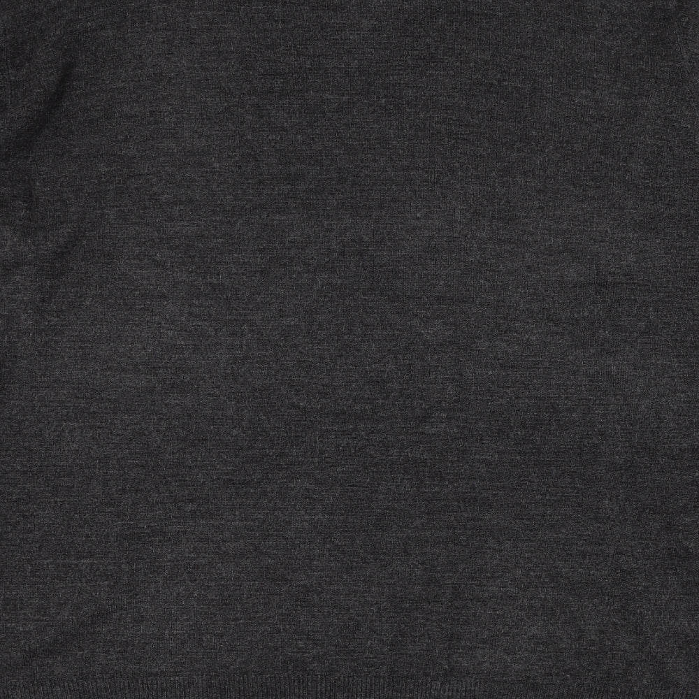 Brand and care label for Taylor & Wright men’s grey v-neck acrylic jumper, size L