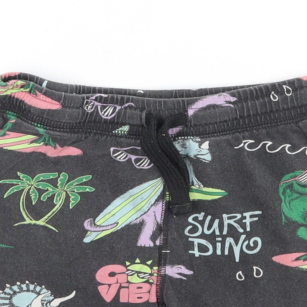 H&M Boys Multicoloured  Cotton Sweat Shorts Size 5-6 Years  Regular Drawstring - Dinosaur. Surfing