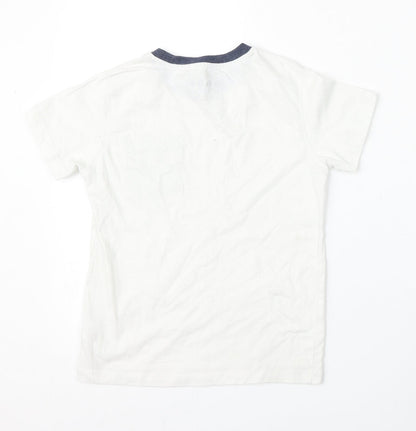 BOYS Boys White  Cotton Basic T-Shirt Size 6-7 Years Round Neck