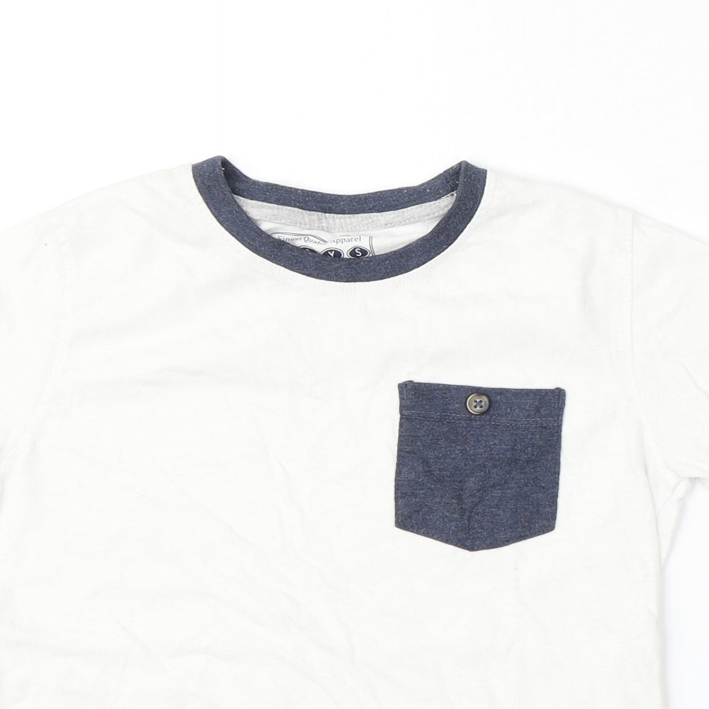 BOYS Boys White  Cotton Basic T-Shirt Size 6-7 Years Round Neck