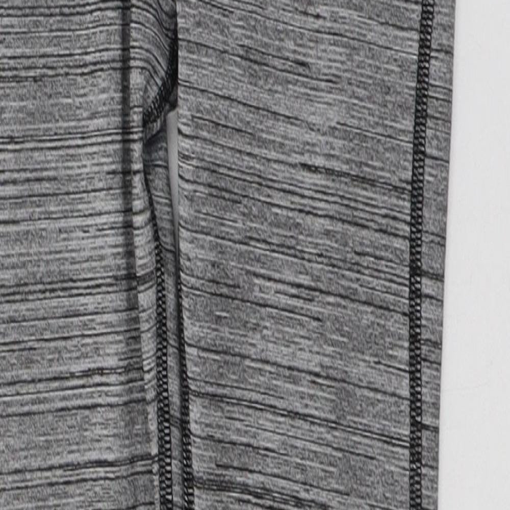 ClpActive Womens Grey Striped Polyester Pedal Pusher Leggings Size XS L26 in Regular Pullover
