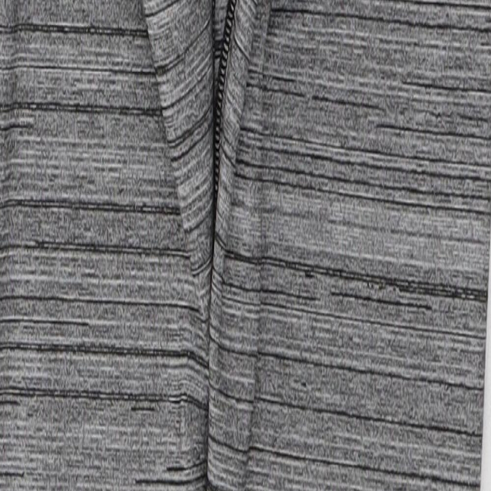 ClpActive Womens Grey Striped Polyester Pedal Pusher Leggings Size XS L26 in Regular Pullover