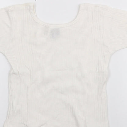 COCO Girls White  Cotton Pullover T-Shirt Size 6 Years Scoop Neck