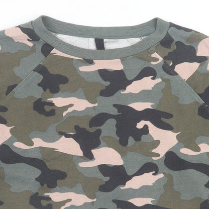 H&M Womens Green Camouflage Polyester Pullover Sweatshirt Size M  Pullover - Cropped