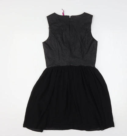 Boohoo Womens Black  Polyester Mini  Size 10  Round Neck