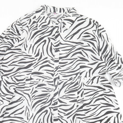 cave Womens White Animal Print Polyester A-Line  Size 12  Collared Button