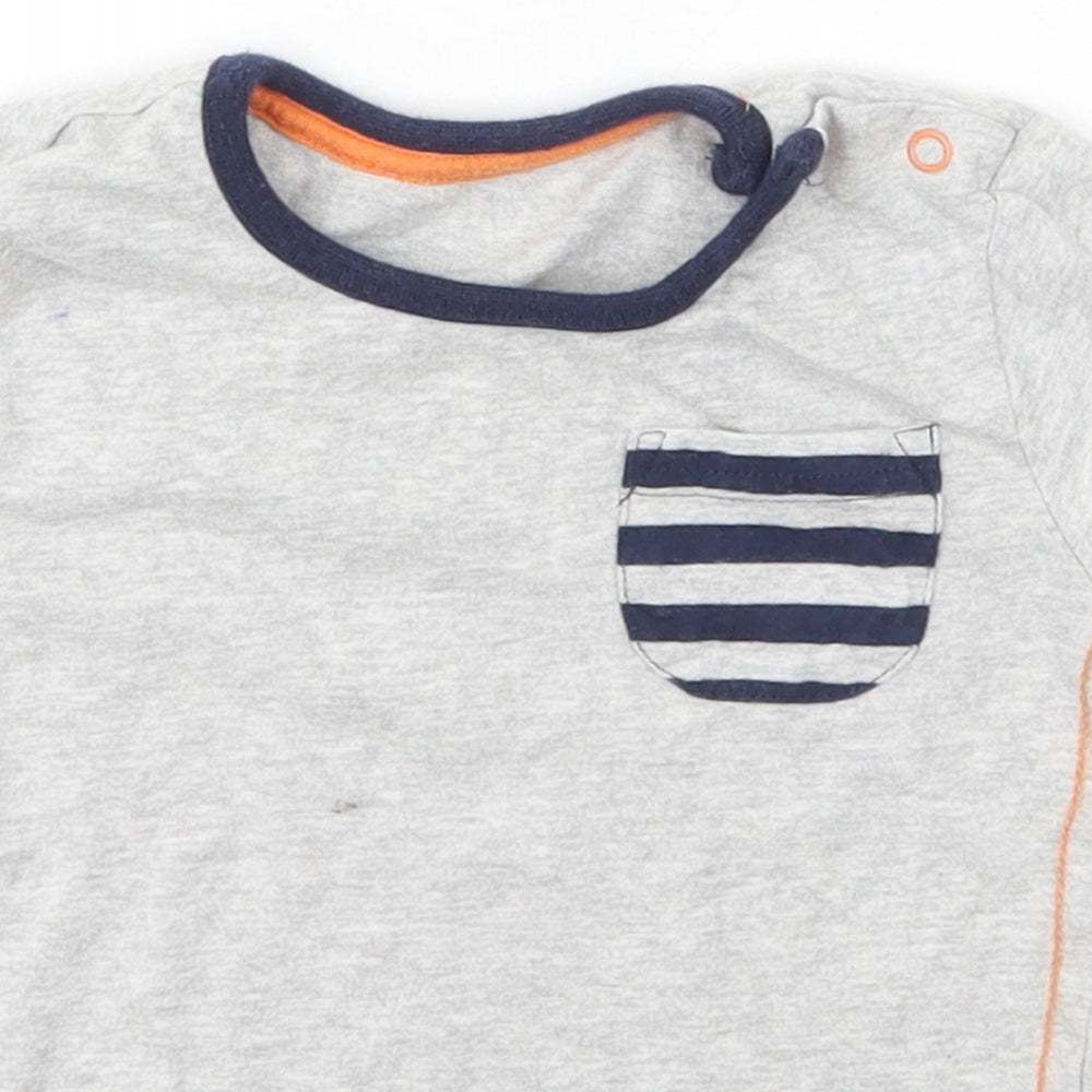 George Boys Grey  Cotton Basic T-Shirt Size 12 Months Crew Neck Snap
