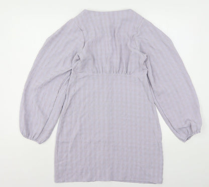 Nasty Gal Womens Purple Striped Polyester Basic Button-Up Size 4 V-Neck