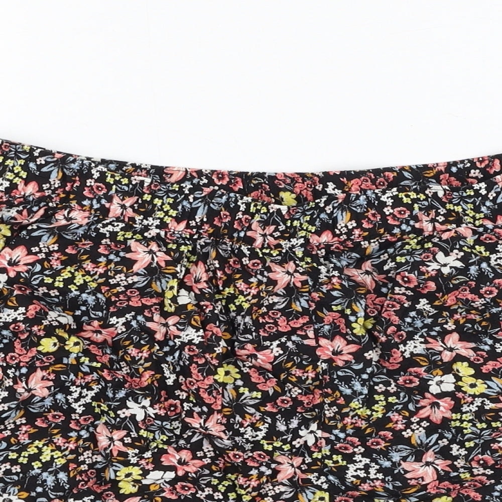 H&M Womens Black Floral Viscose Hot Pants Shorts Size 12 L3 in Regular Pull On