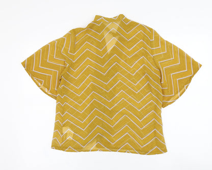 Boohoo Womens Yellow Striped Polyester Basic Blouse Size 6 V-Neck
