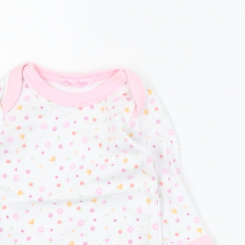 Pitter Patter Baby White Floral Cotton Basic T-Shirt Size 0-3 Months Round Neck Pullover