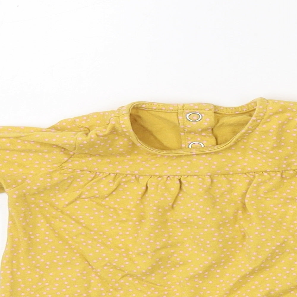 TU Girls Yellow Polka Dot Cotton Basic T-Shirt Size 3-6 Months Crew Neck
