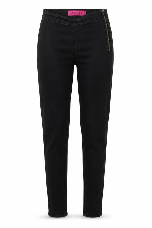Womens UK Size 8 Boohoo Regular Fit Skinny Black Jeans