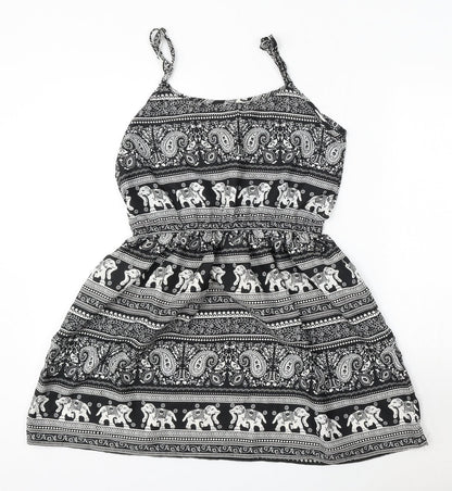 Boohoo Womens Black Geometric Polyester Shift  Size 8  Round Neck