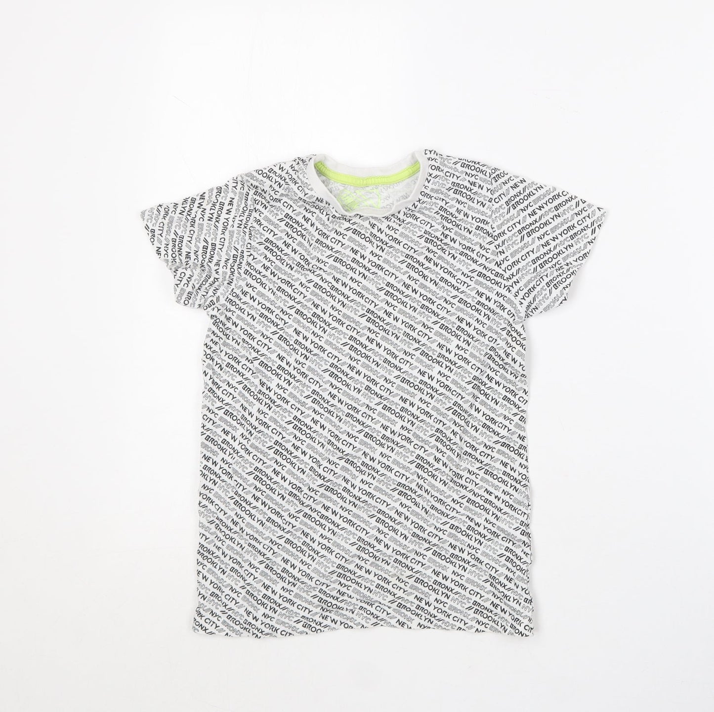 Matalan Boys White Geometric Cotton Basic T-Shirt Size 8 Years Round Neck  - New York City