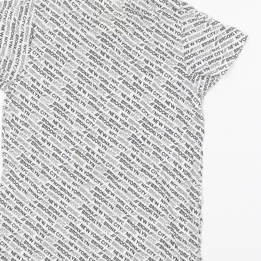 Matalan Boys White Geometric Cotton Basic T-Shirt Size 8 Years Round Neck  - New York City