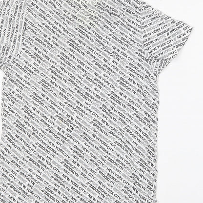 Matalan Boys White Geometric Cotton Basic T-Shirt Size 8 Years Round Neck  - New York City