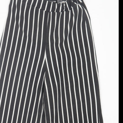 Womens UK Size 6 PRETTYLITTLETHING Regular Fit Cropped Black Trousers