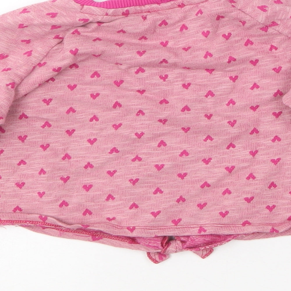 United Colors of Benetton Girls Pink Round Neck Geometric Cotton Pullover Jumper Size XS   - Love heart print.