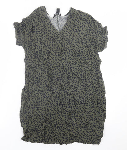 New Look Womens Green Animal Print Viscose A-Line  Size 8  V-Neck Pullover