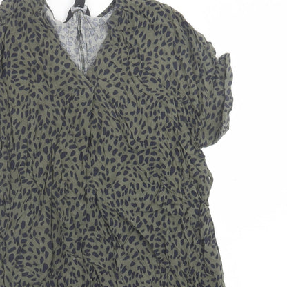 New Look Womens Green Animal Print Viscose A-Line  Size 8  V-Neck Pullover