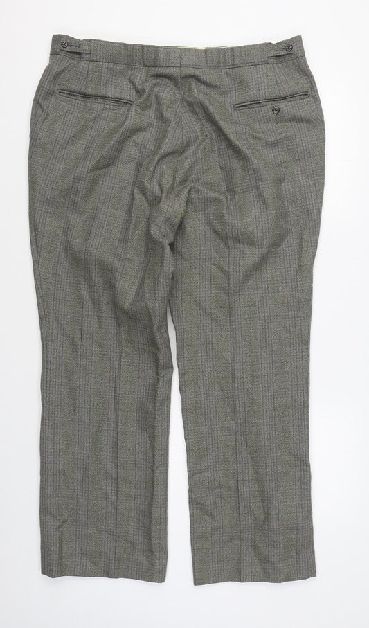 Mens UK Size  Preworn Regular Green Suit