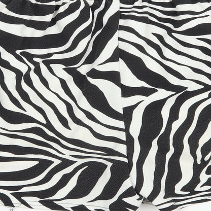 I SAW IT FIRST Womens White Animal Print Polyester Bermuda Shorts Size 6 L3 in Regular